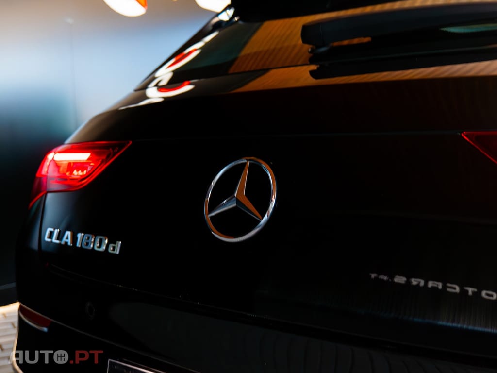 Mercedes-Benz CLA 180 d Shooting Brake Style Plus Aut.
