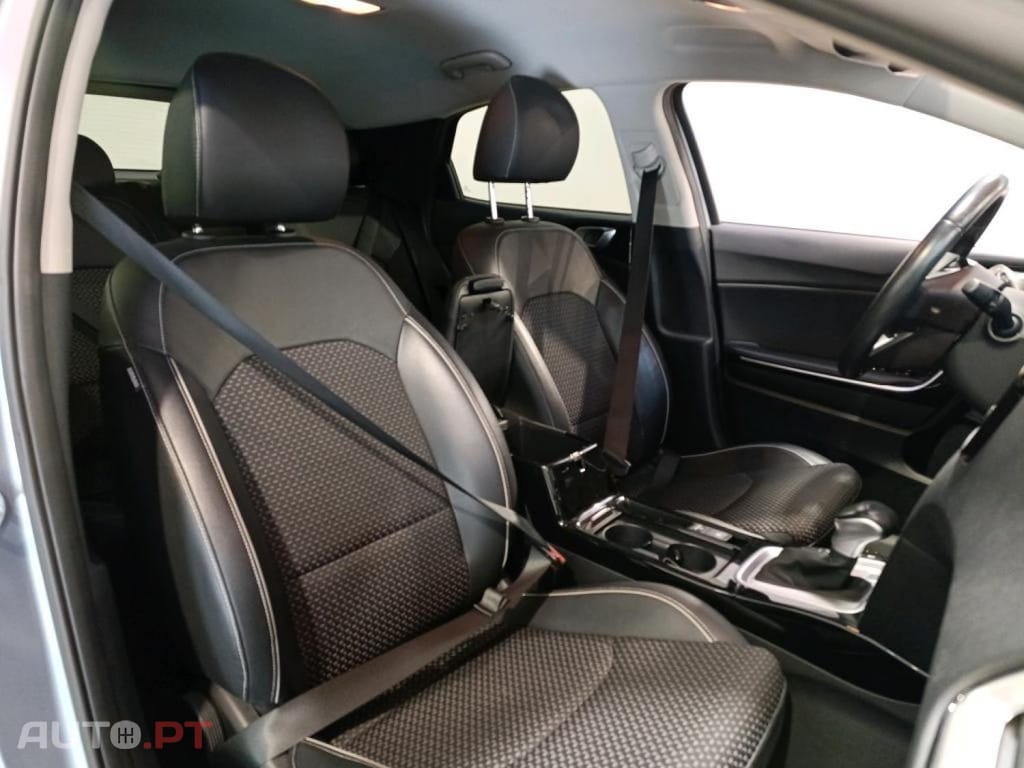 Kia Xceed 1.6 GDi PHEV Tech