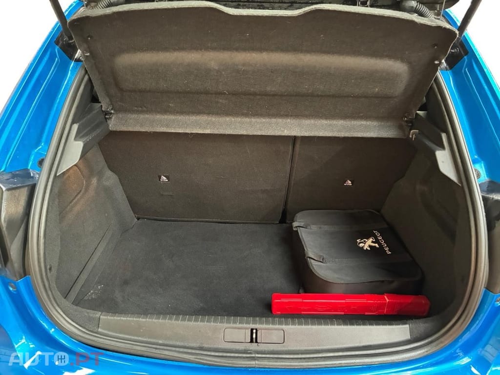 Peugeot E-208 50 kWh GT