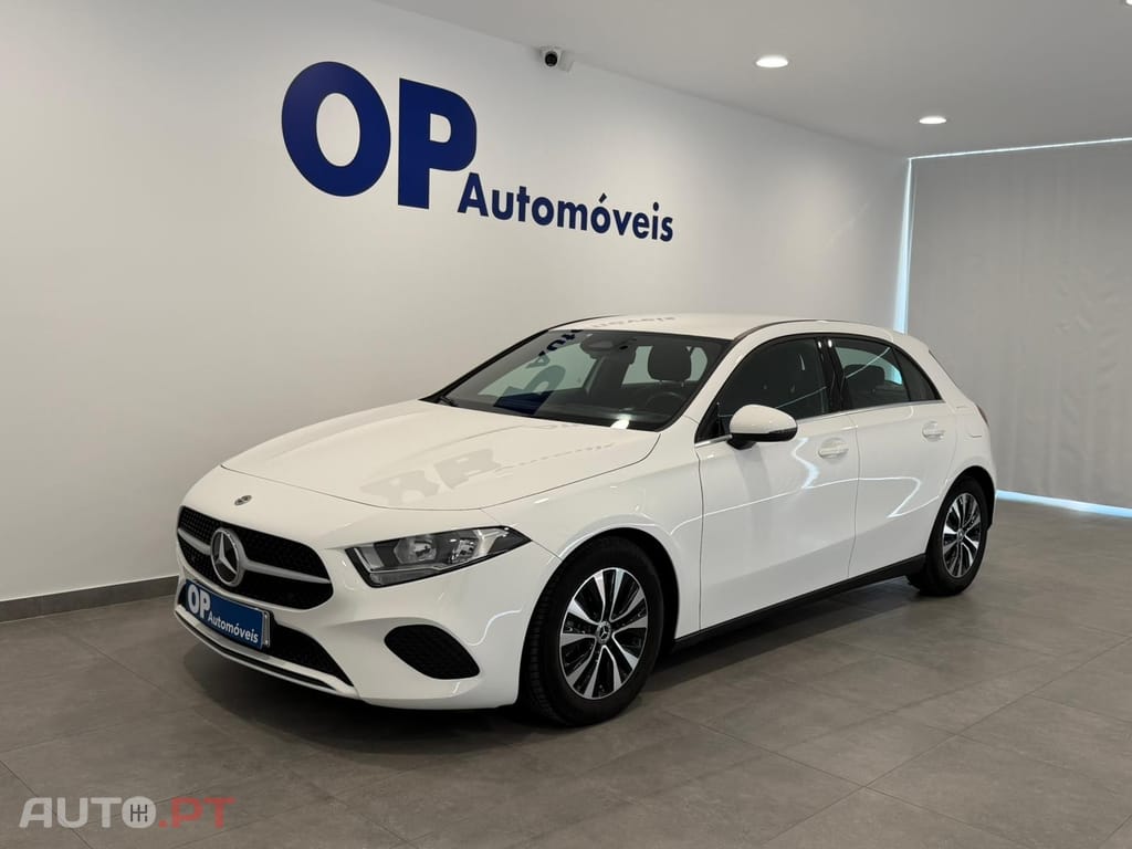 Mercedes-Benz A 200 Outro