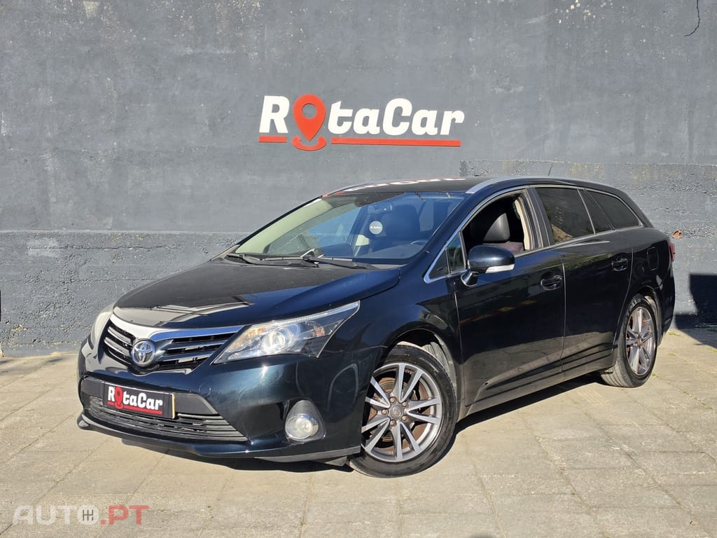 Toyota Avensis 2.0 D-4D Luxury+GPS