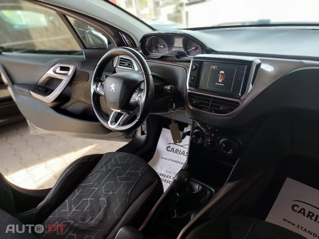 Peugeot 2008 1.4 HDi Allure