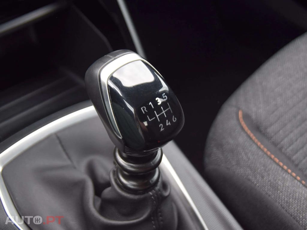 Peugeot 2008 1.2 PureTech Style