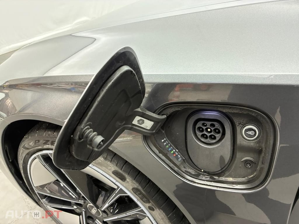 Audi E-Tron GT quattro