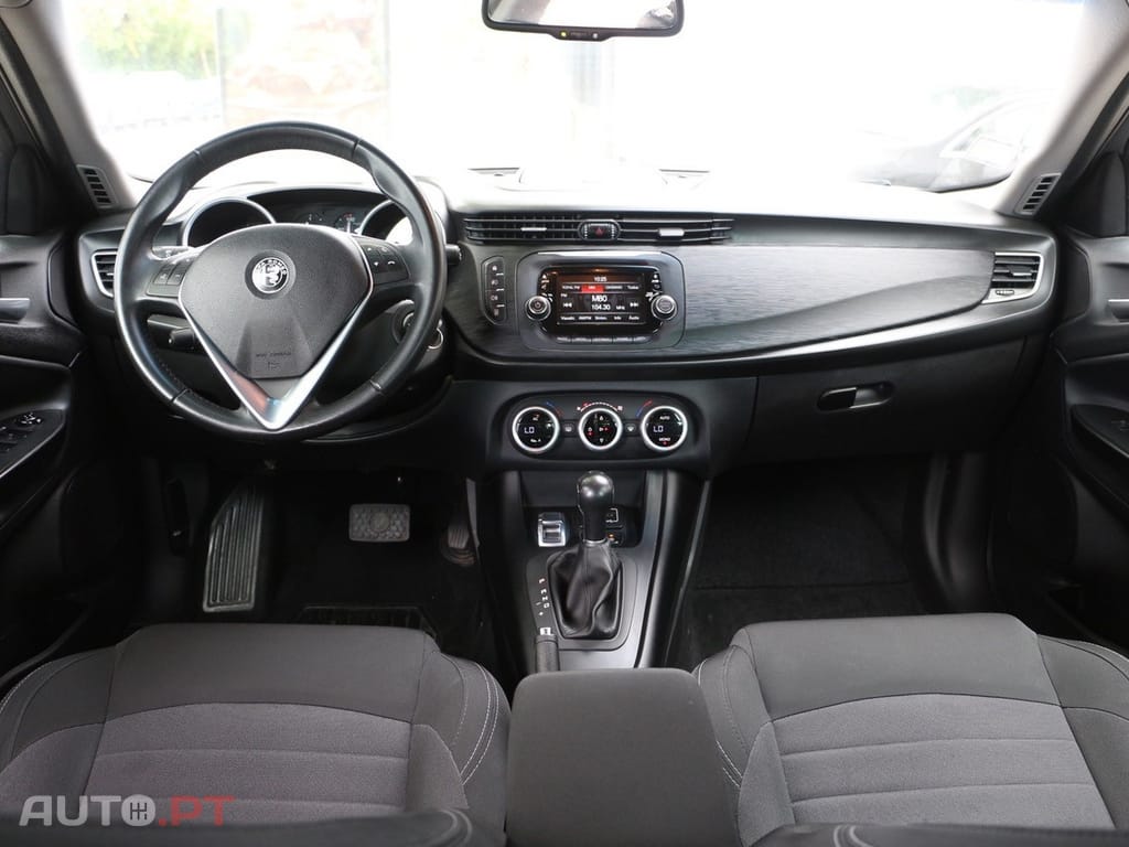 Alfa Romeo Giulietta 1.6 JTDm Super J18 TCT
