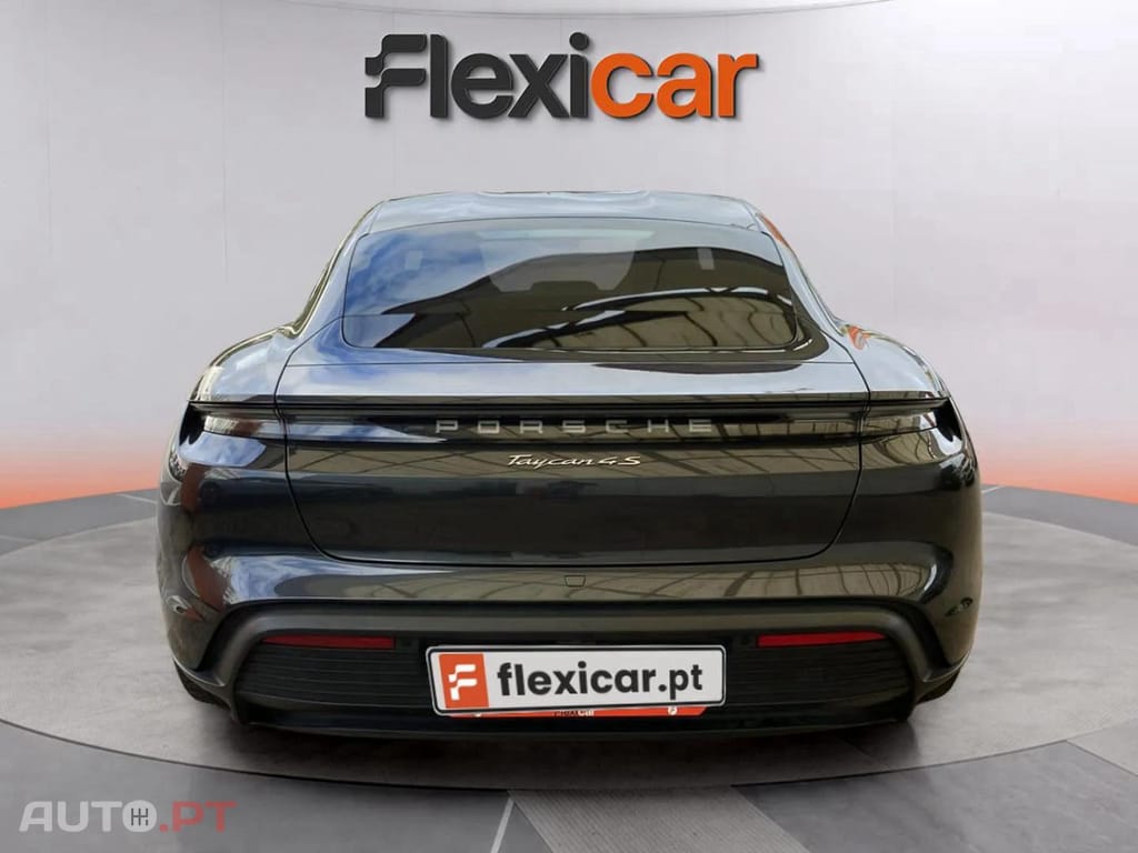 Porsche Taycan 4S