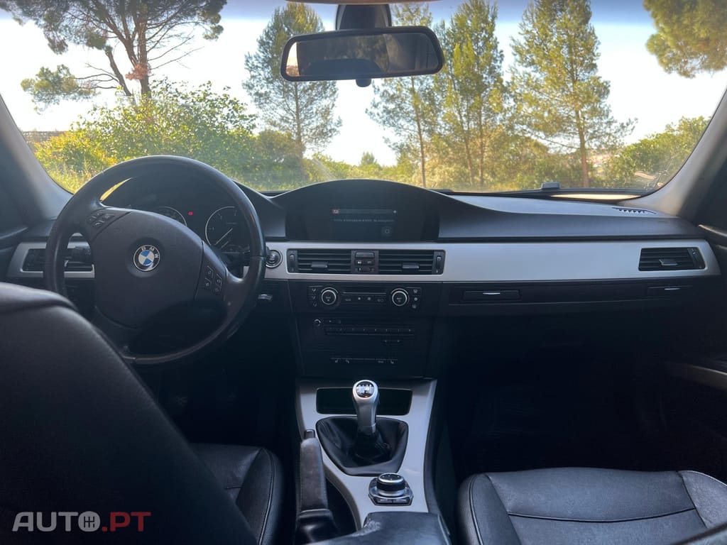 BMW 318 D