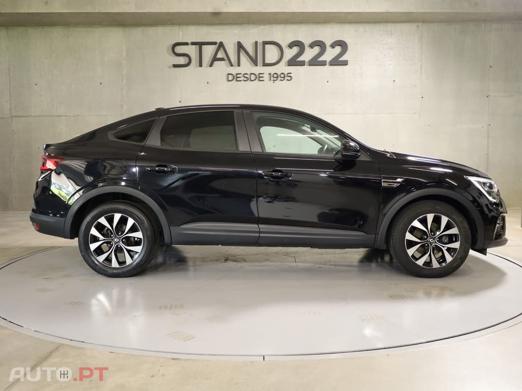 Renault Arkana 1.6 E-Tech Business