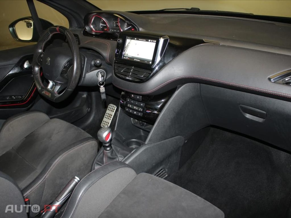 Peugeot 208 1.6 e-THP GTi by Sport