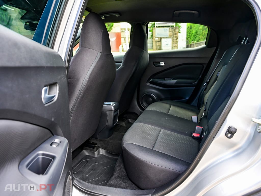 Nissan Juke 1.0 DIG-T N-Connecta