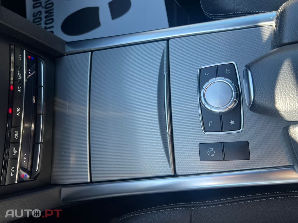 Mercedes-Benz E 300 BlueTEC Hybrid Avantgarde