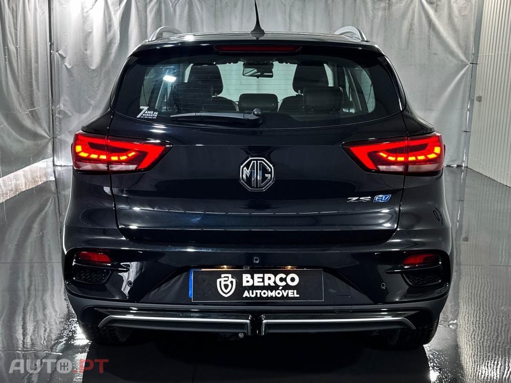 MG ZS EV 72.6 kWh Luxury