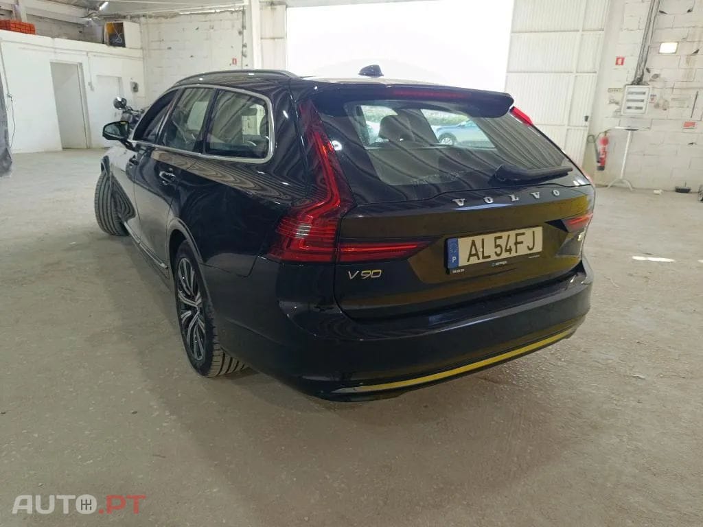 Volvo V90 2.0 T6 PHEV Inscription Expression AWD