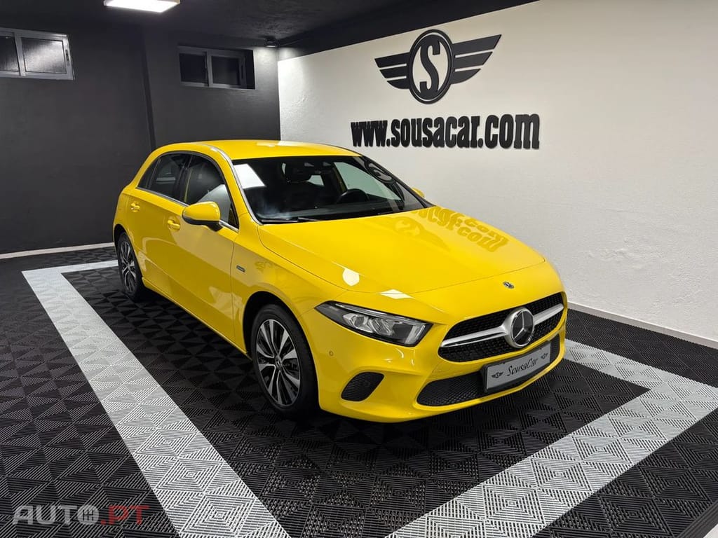 Mercedes-Benz A 250 e 8G-DCT