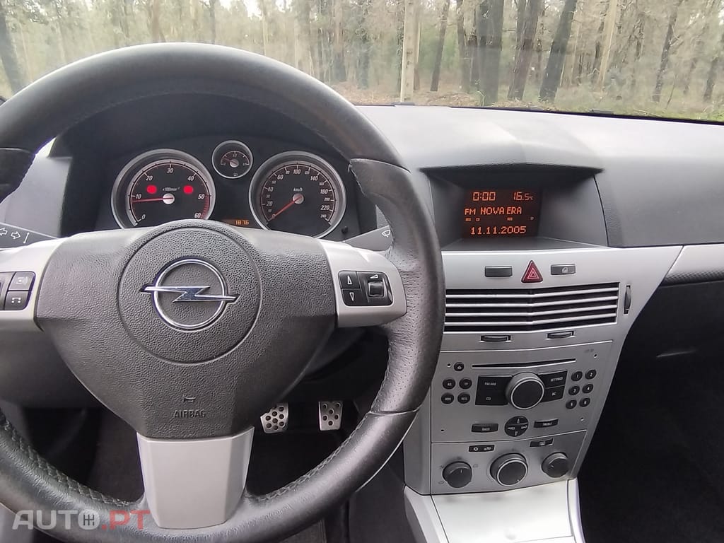 Opel Astra GTC 1.3 CDTi