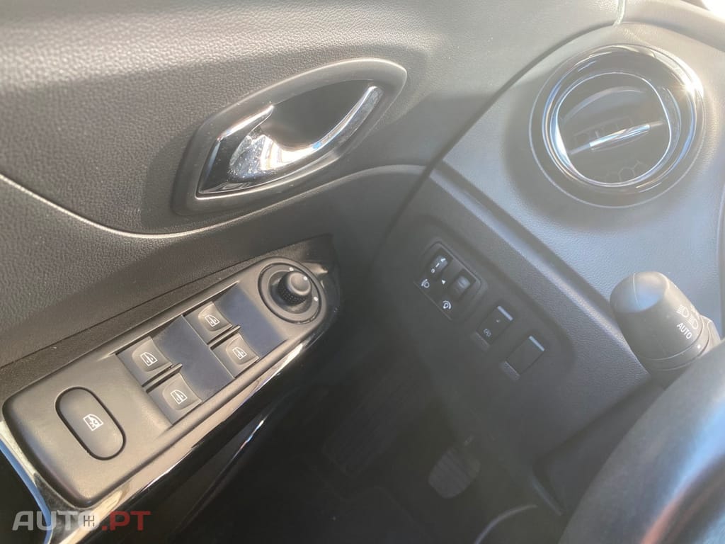 Renault Captur 0.9 TCE Sport