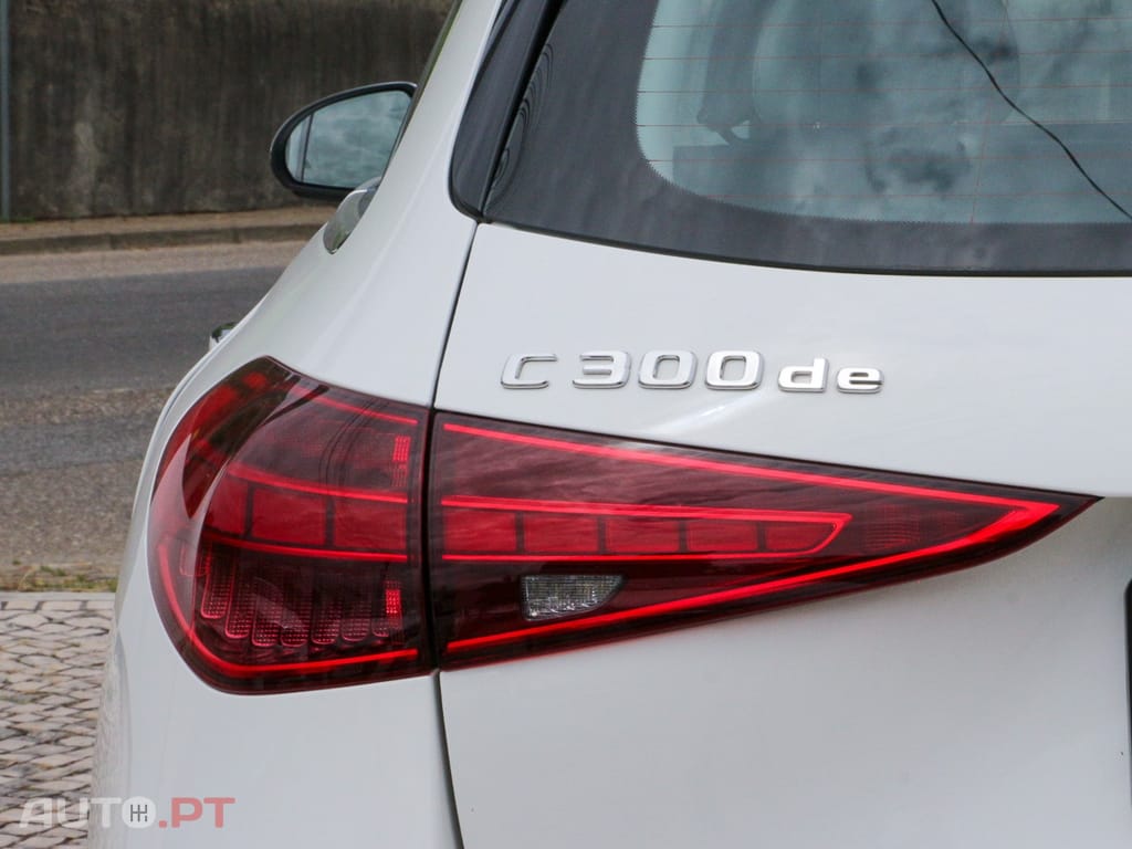 Mercedes-Benz C 300 de AMG Line