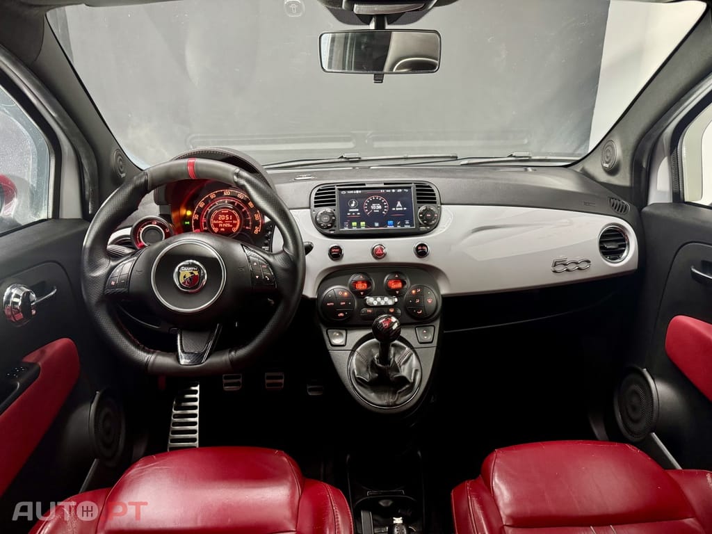 Abarth 500 1.4 T-Jet Essesse