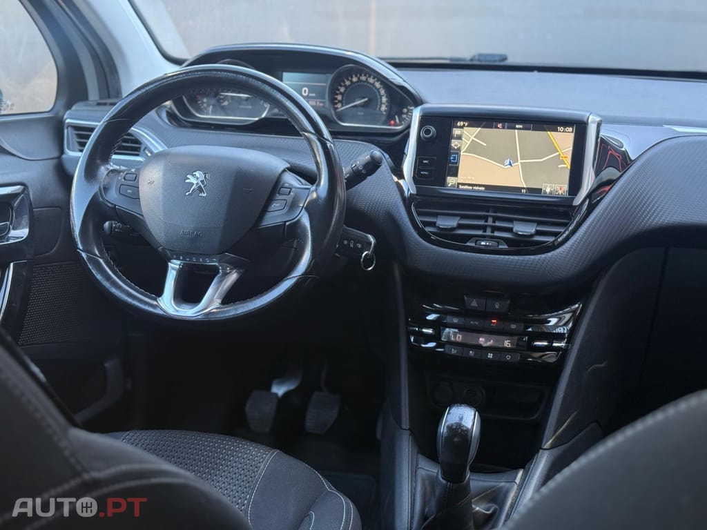 Peugeot 208 1.2 PureTech Style
