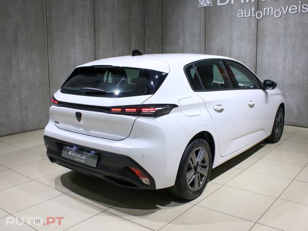Peugeot 308 PureTech 130 EAT8 Active Pack