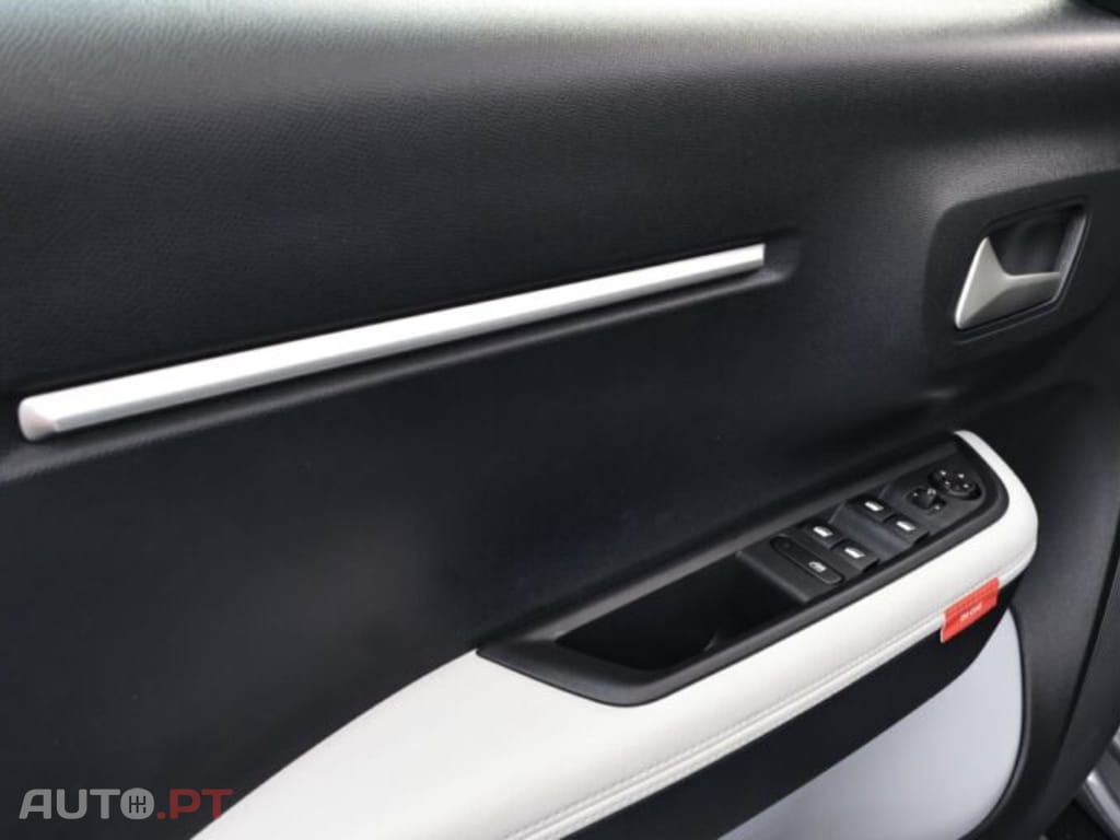 Citroen e-C3 44 kWh Max I.V.A DEDUTÍVEL 