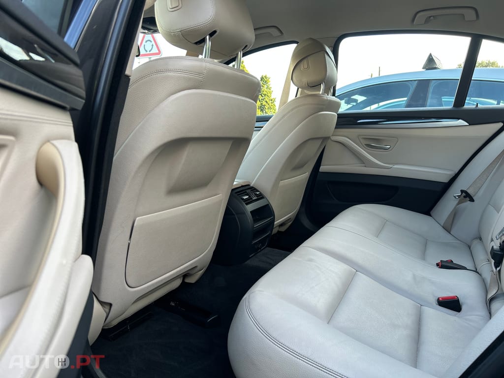 BMW 520 DA LINE LUXURY