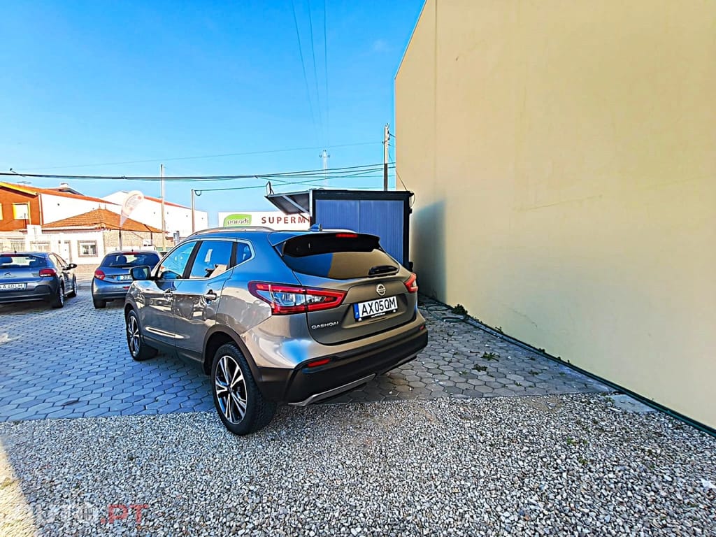 Nissan Qashqai 1.2 DIG-T N-Connecta 18