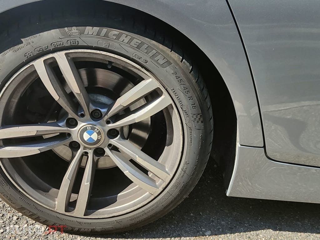 BMW 520 520d Luxury BluePerformance Bose Sport Auto