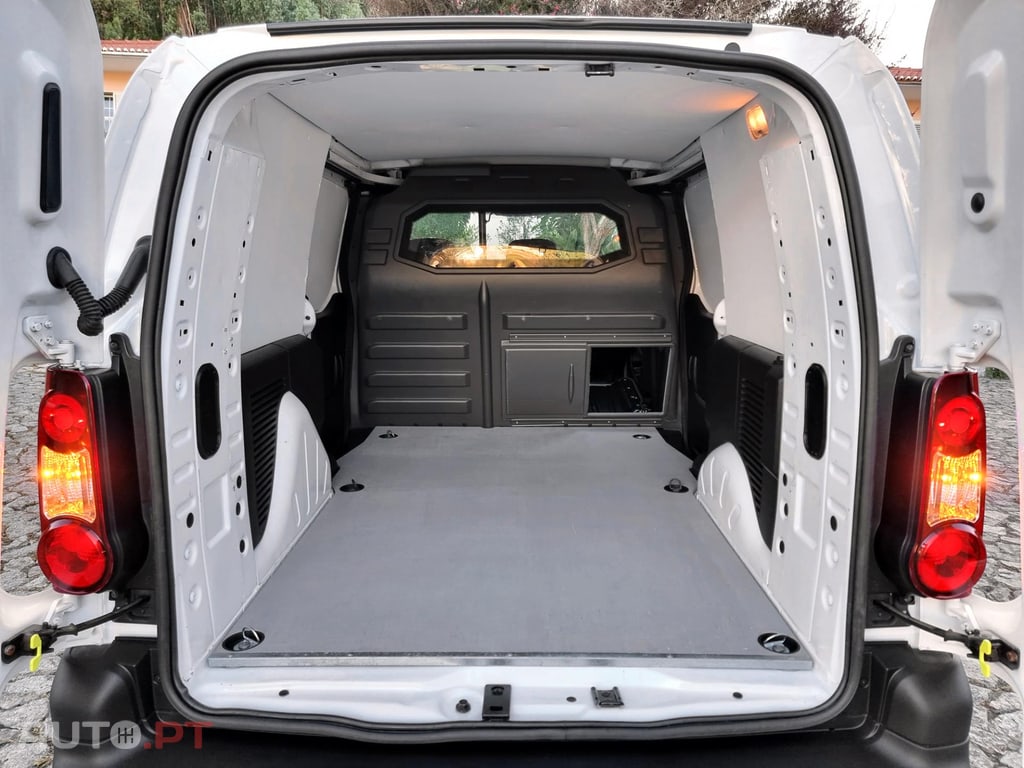 Peugeot Partner 1.6 BlueHDi L2 Premium