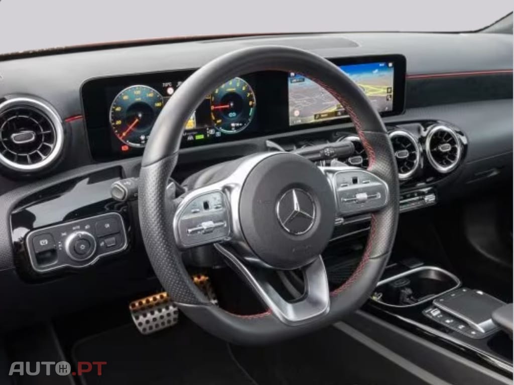 Mercedes-Benz A 250 I.V.A DEDUTIVEL e AMG