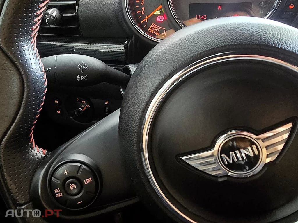 MINI Clubman One D 4Business Nav — fotografia 21