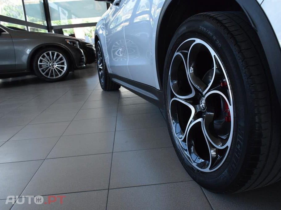 Alfa Romeo Stelvio 2.2 D Super AT8