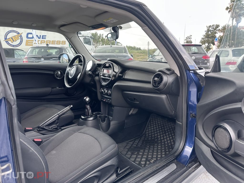 MINI Cooper One D