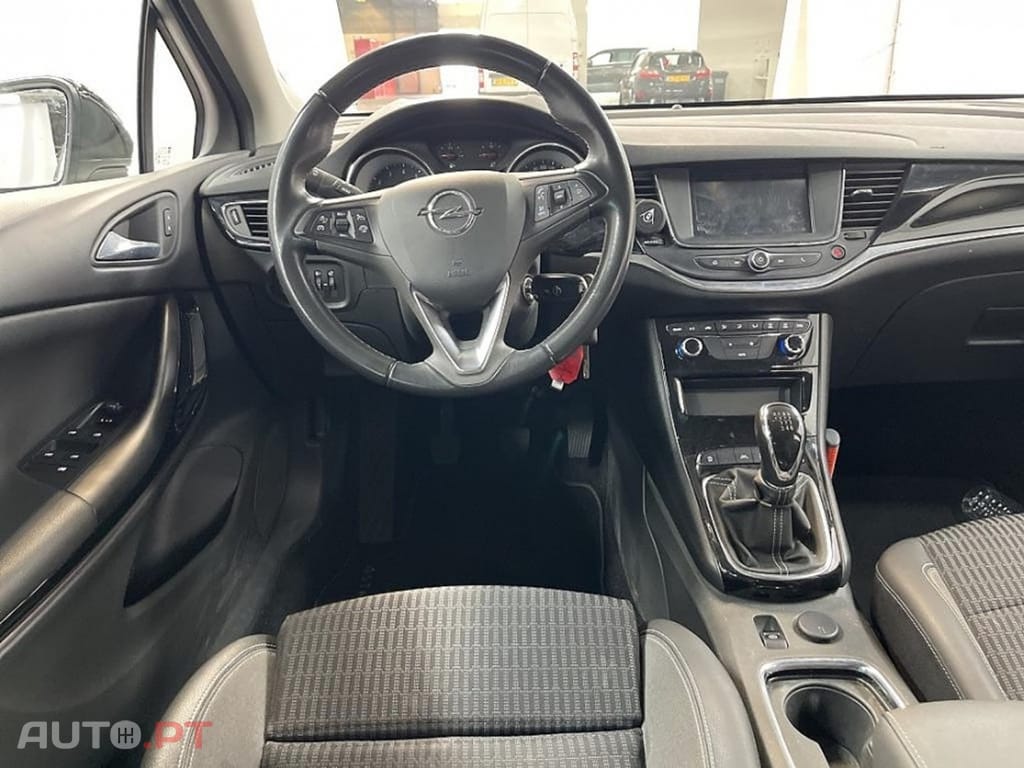 Opel Astra Sports Tourer Design