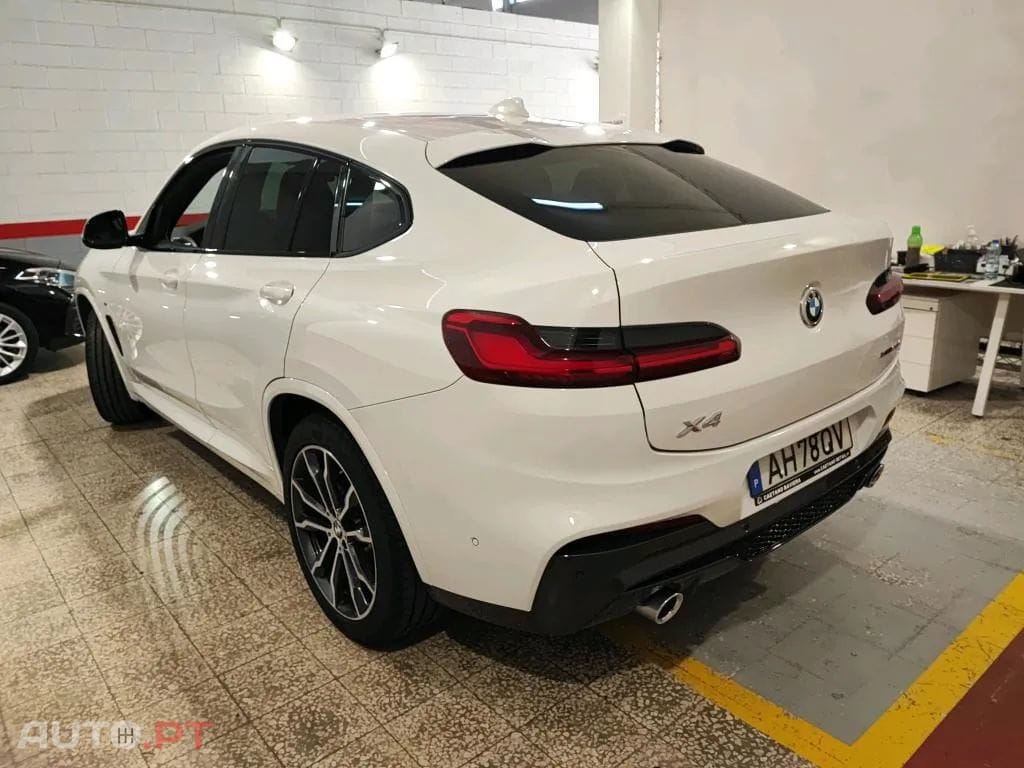 BMW X4 20 d xDrive Auto