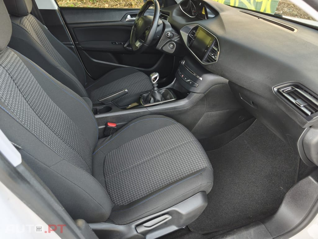 Peugeot 308 SW 1.2 PureTech Style