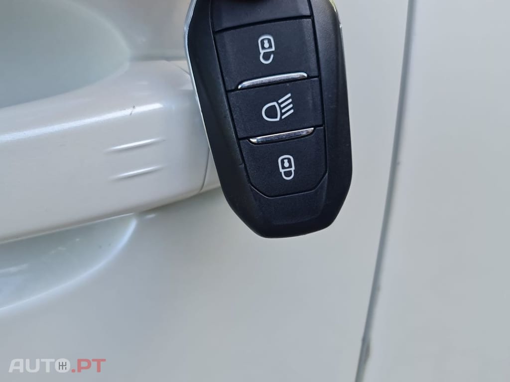 Peugeot 3008 1.5 BlueHDi GT Line EAT8