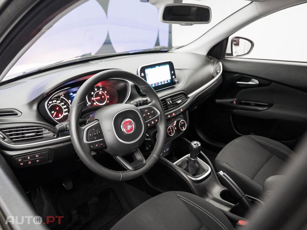 Fiat Tipo 1.3 M-Jet Lounge