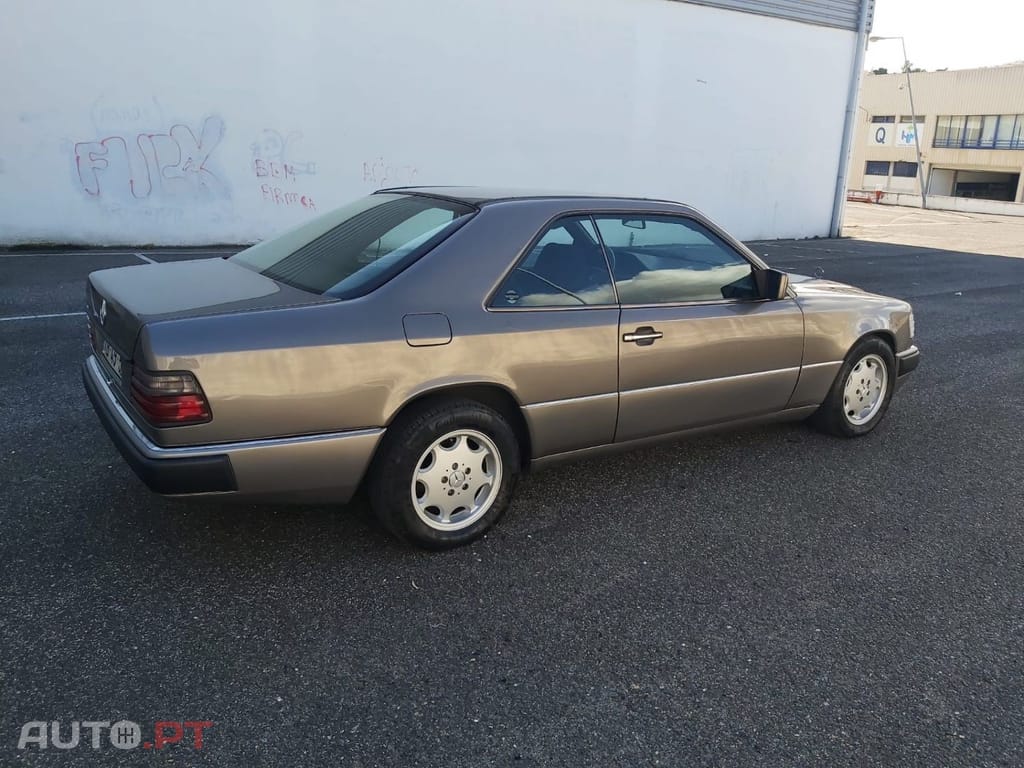 Mercedes-Benz E 200 CE SPORTLINE