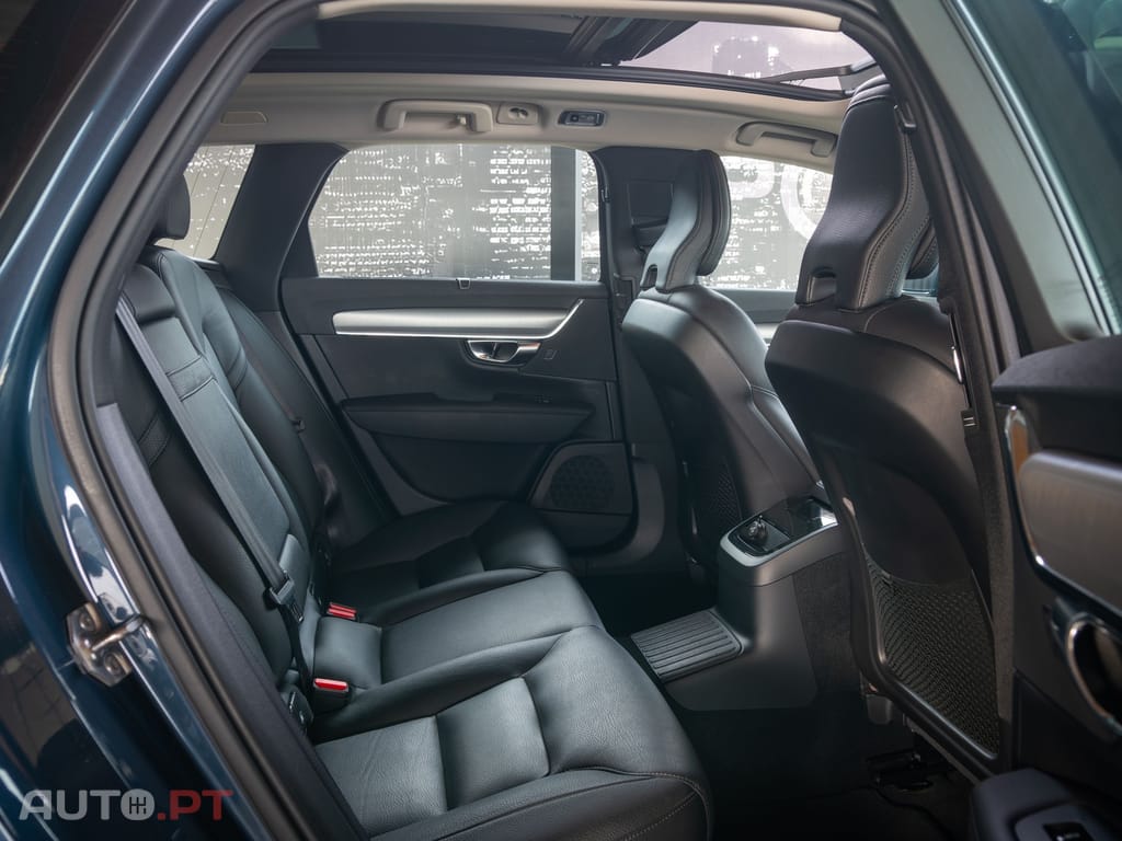 Volvo V90 2.0 T8 Inscription AWD Geartronic