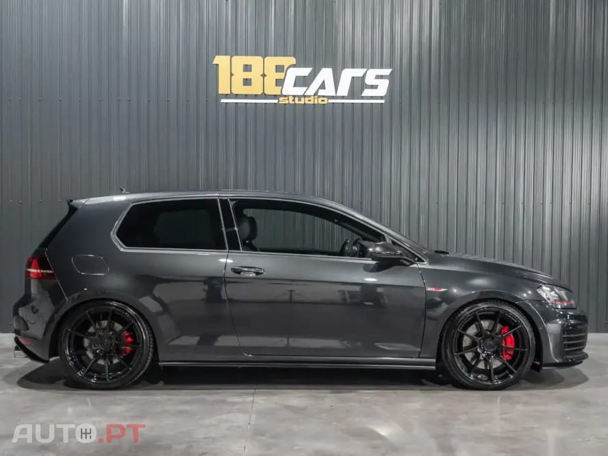 Volkswagen Golf 2.0 TSi GTi DSG Performance