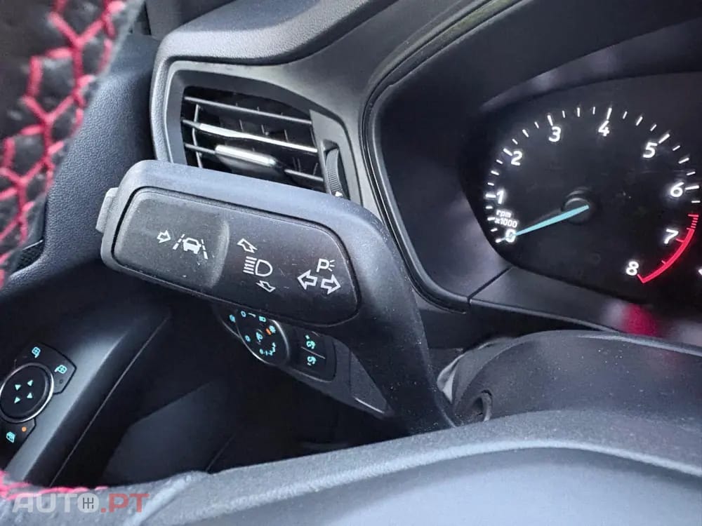 Ford Focus SW 1.0 EcoBoost ST-Line
