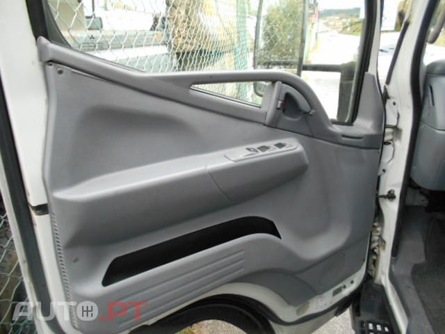 Mitsubishi Canter Fuso 3C15 3.0D-iD