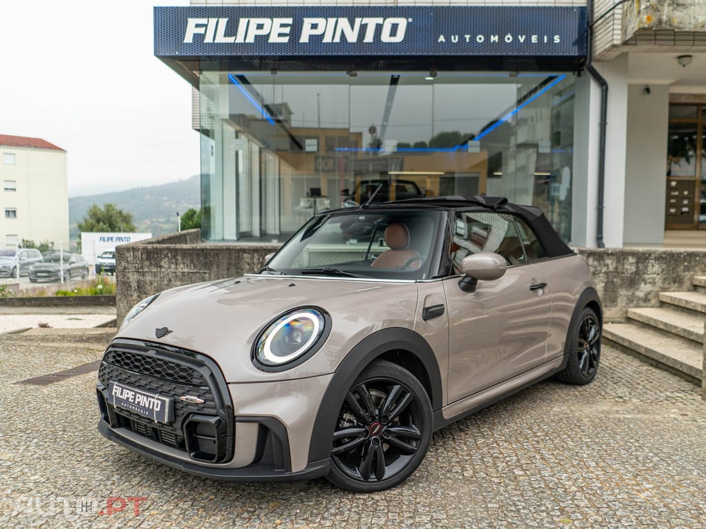 MINI Cabrio Cooper Premium Extra JCW Auto