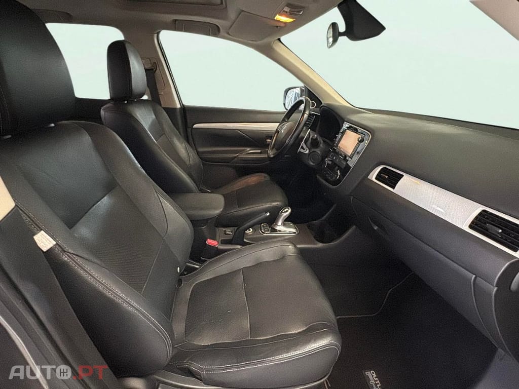 Mitsubishi Outlander 2.0 MIVEC Intense+