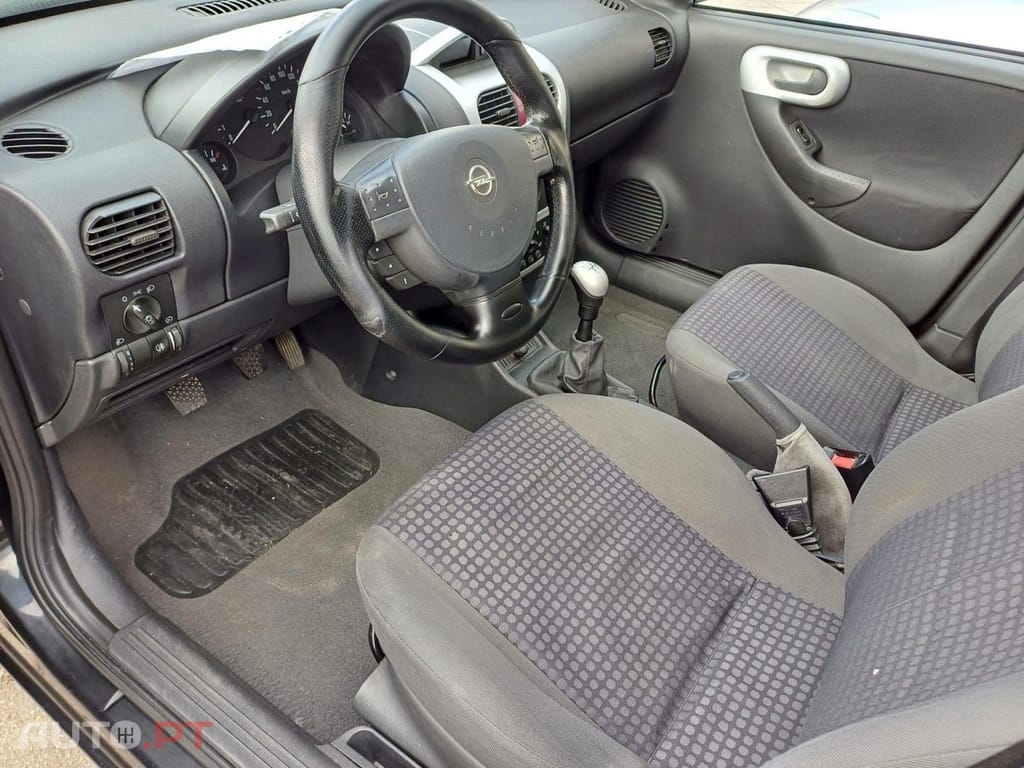 Opel Corsa 1.7 DTi 16V Elegance