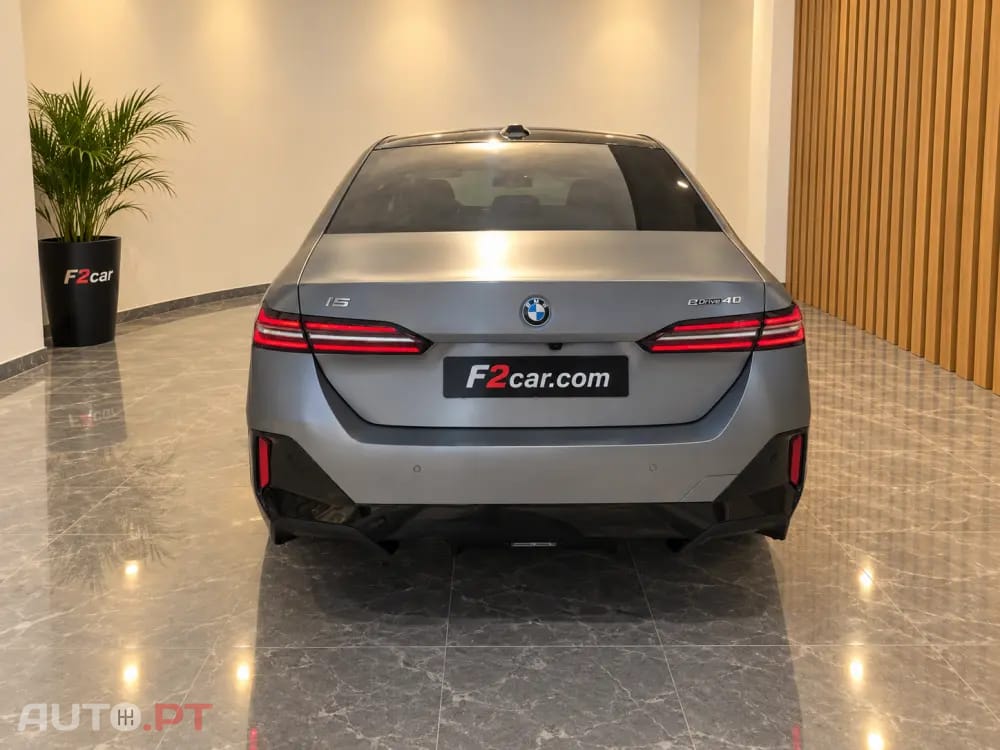 BMW i5 xDrive40 Pack Desportivo M Pro