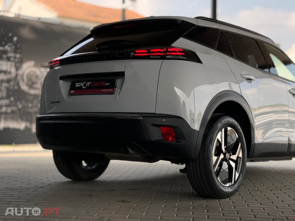 Peugeot 2008 1.2 PureTech Allure