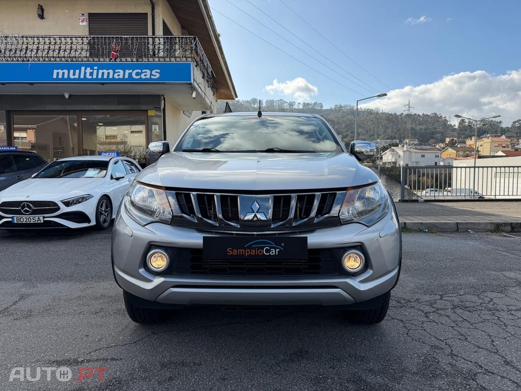 Mitsubishi L200 2.4 DI-D CD Sportbox Strakar 4WD