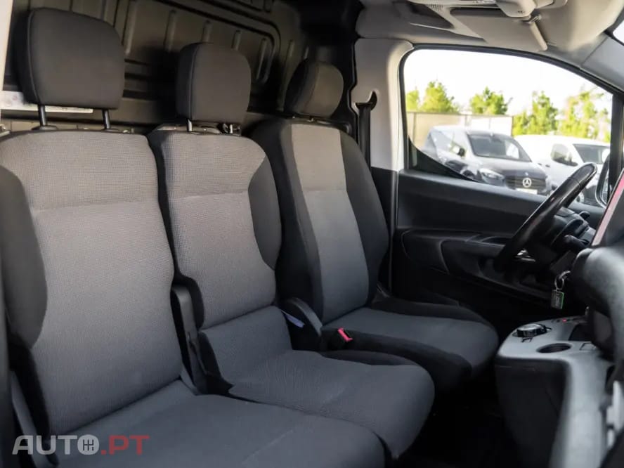 Citroen Berlingo 1.5 BlueHDi M Shine EAT8